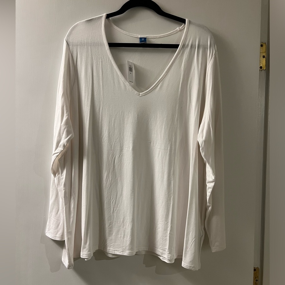 Long sleeve tee